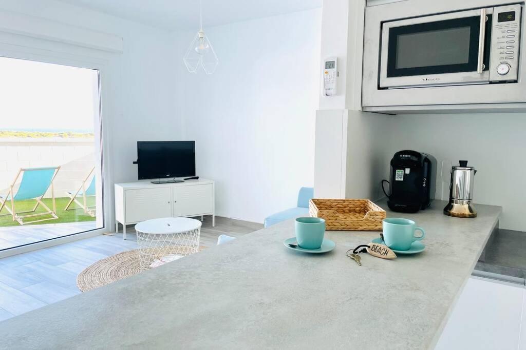 Precioso Apartamento Con Vistas Parciales, Garaje Y Piscina Tarifa Buitenkant foto